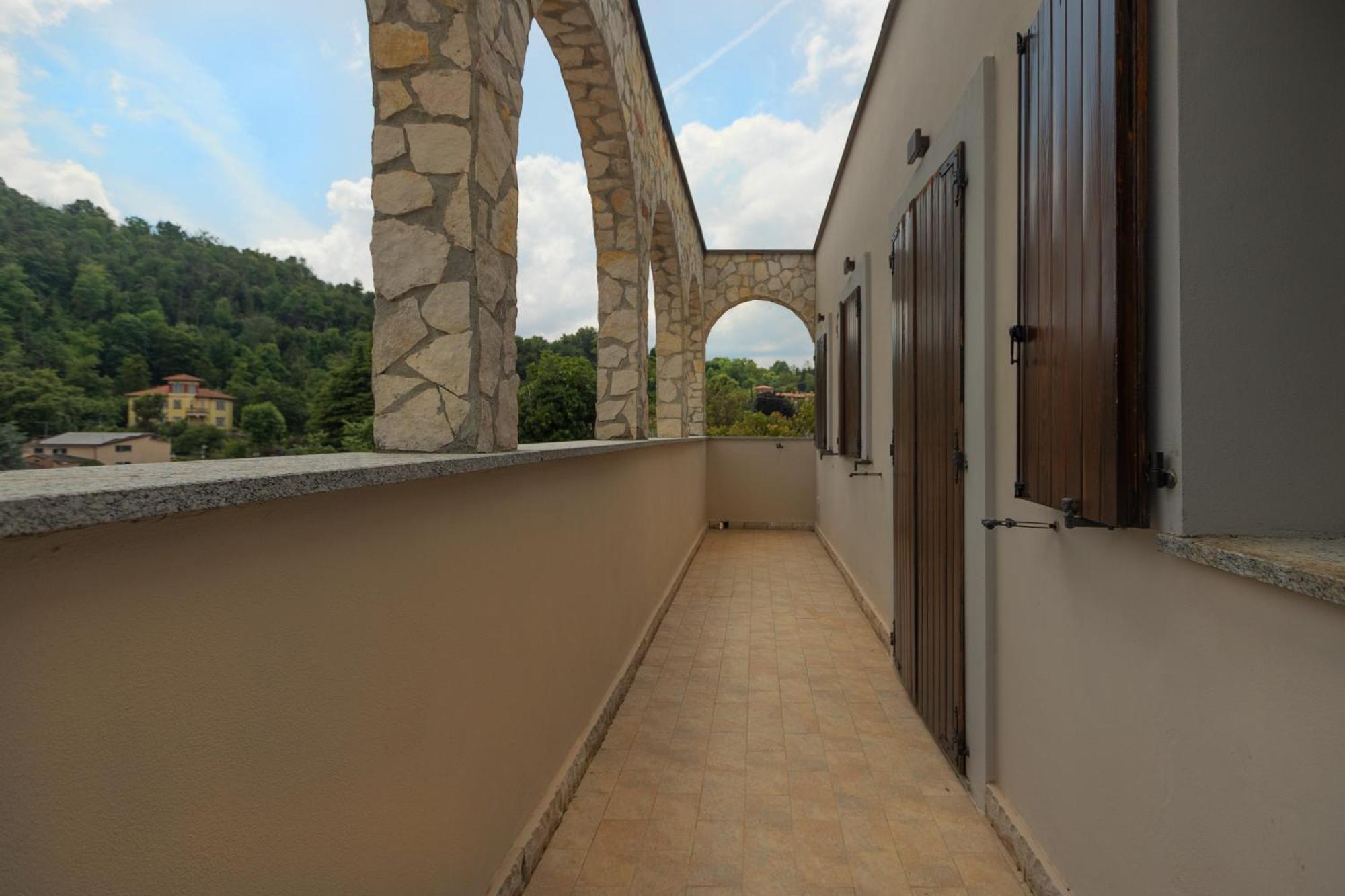 Luce Boutique Hotel Fortunago Екстер'єр фото