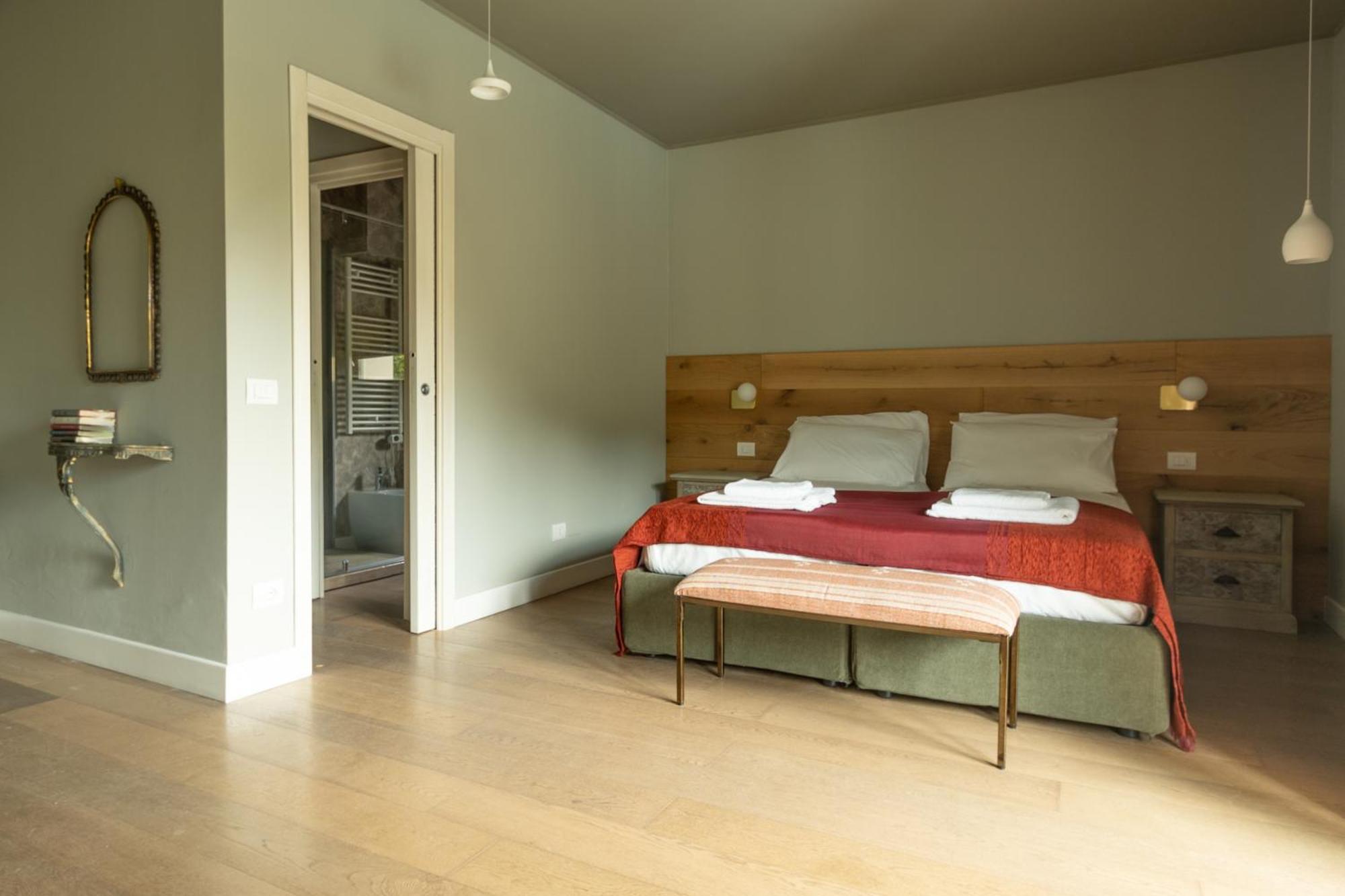 Luce Boutique Hotel Fortunago Екстер'єр фото