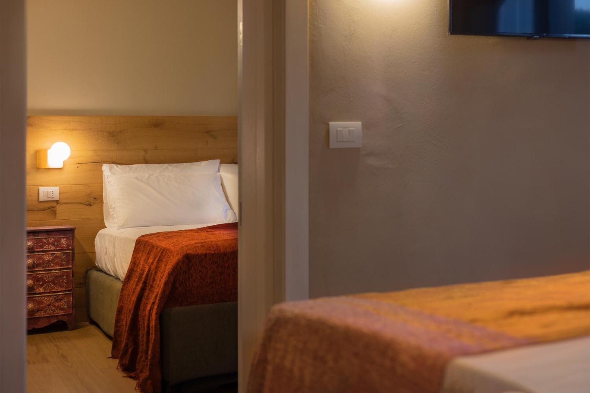 Luce Boutique Hotel Fortunago Екстер'єр фото