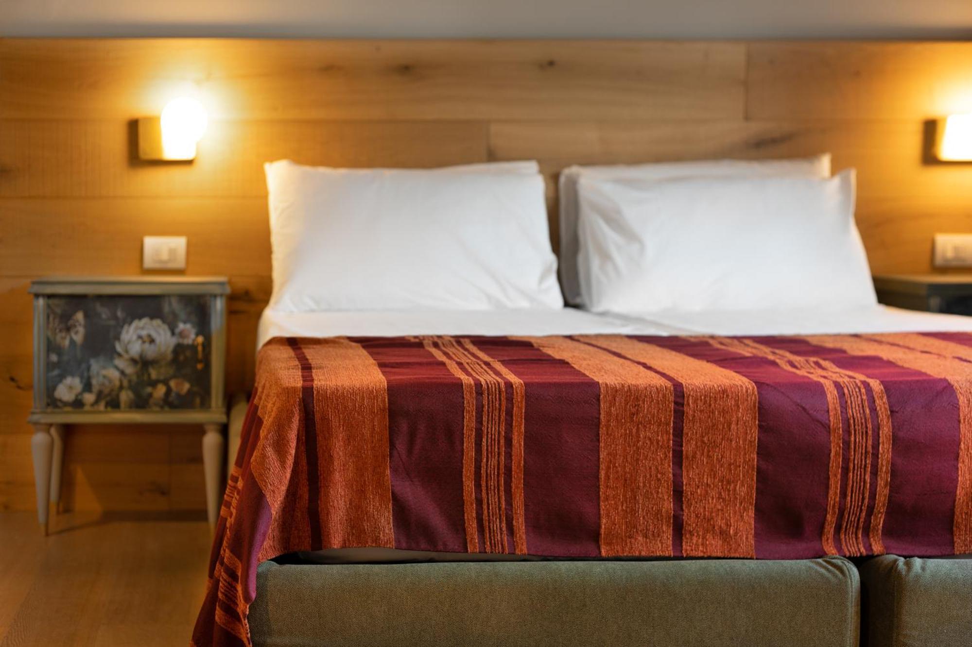 Luce Boutique Hotel Fortunago Екстер'єр фото