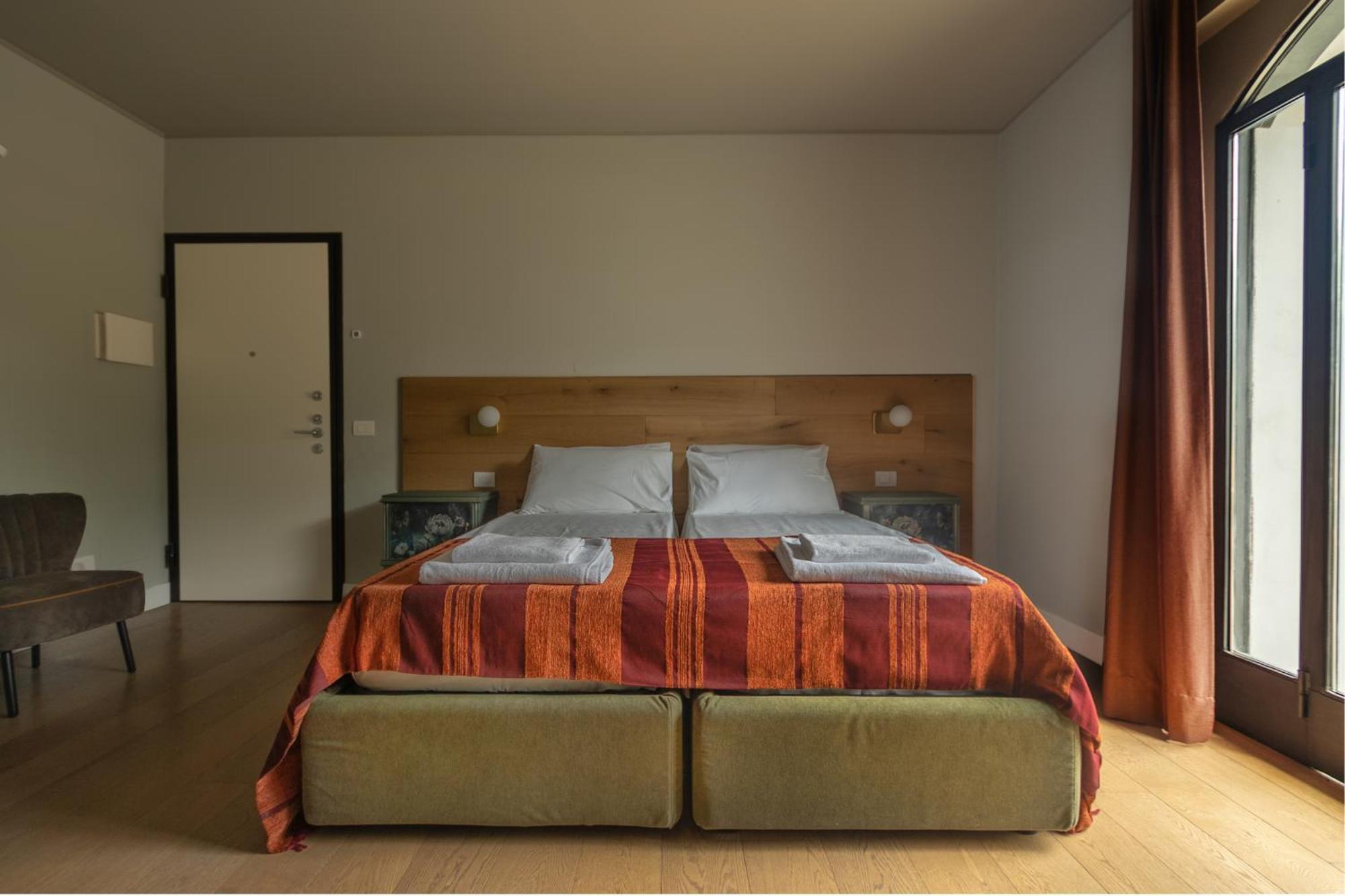 Luce Boutique Hotel Fortunago Екстер'єр фото