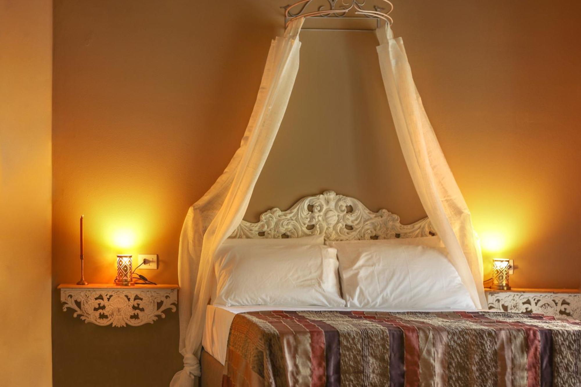 Luce Boutique Hotel Fortunago Екстер'єр фото