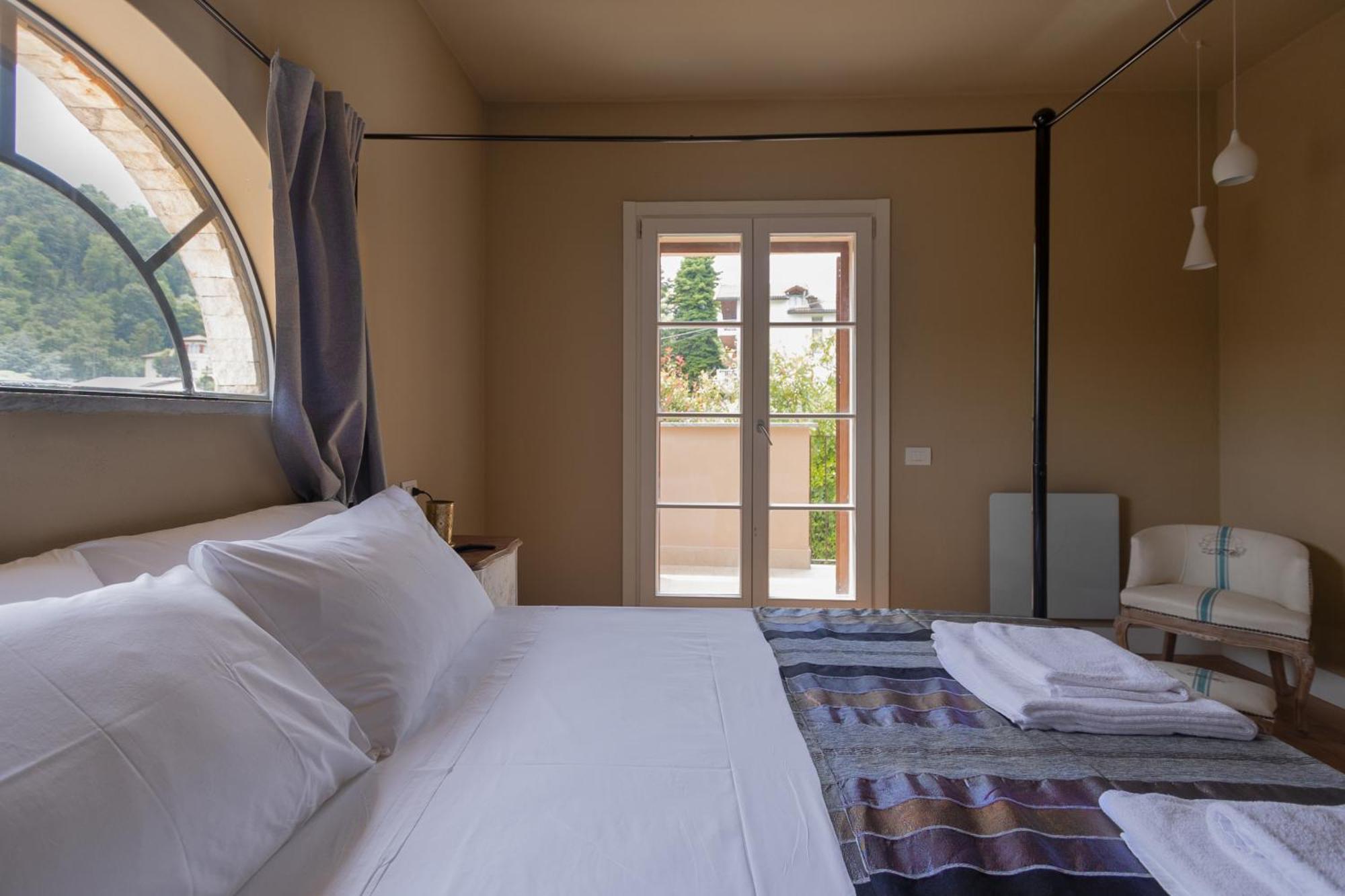 Luce Boutique Hotel Fortunago Екстер'єр фото
