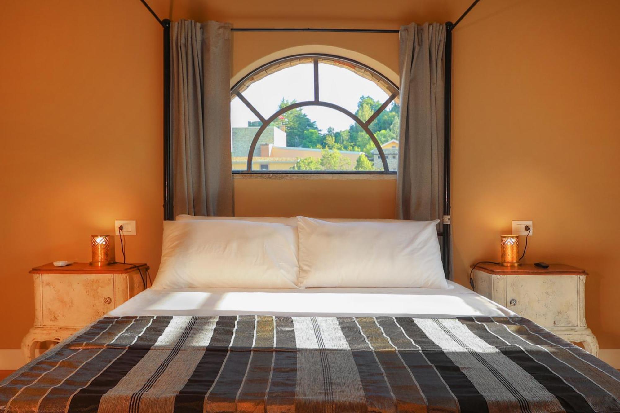Luce Boutique Hotel Fortunago Екстер'єр фото