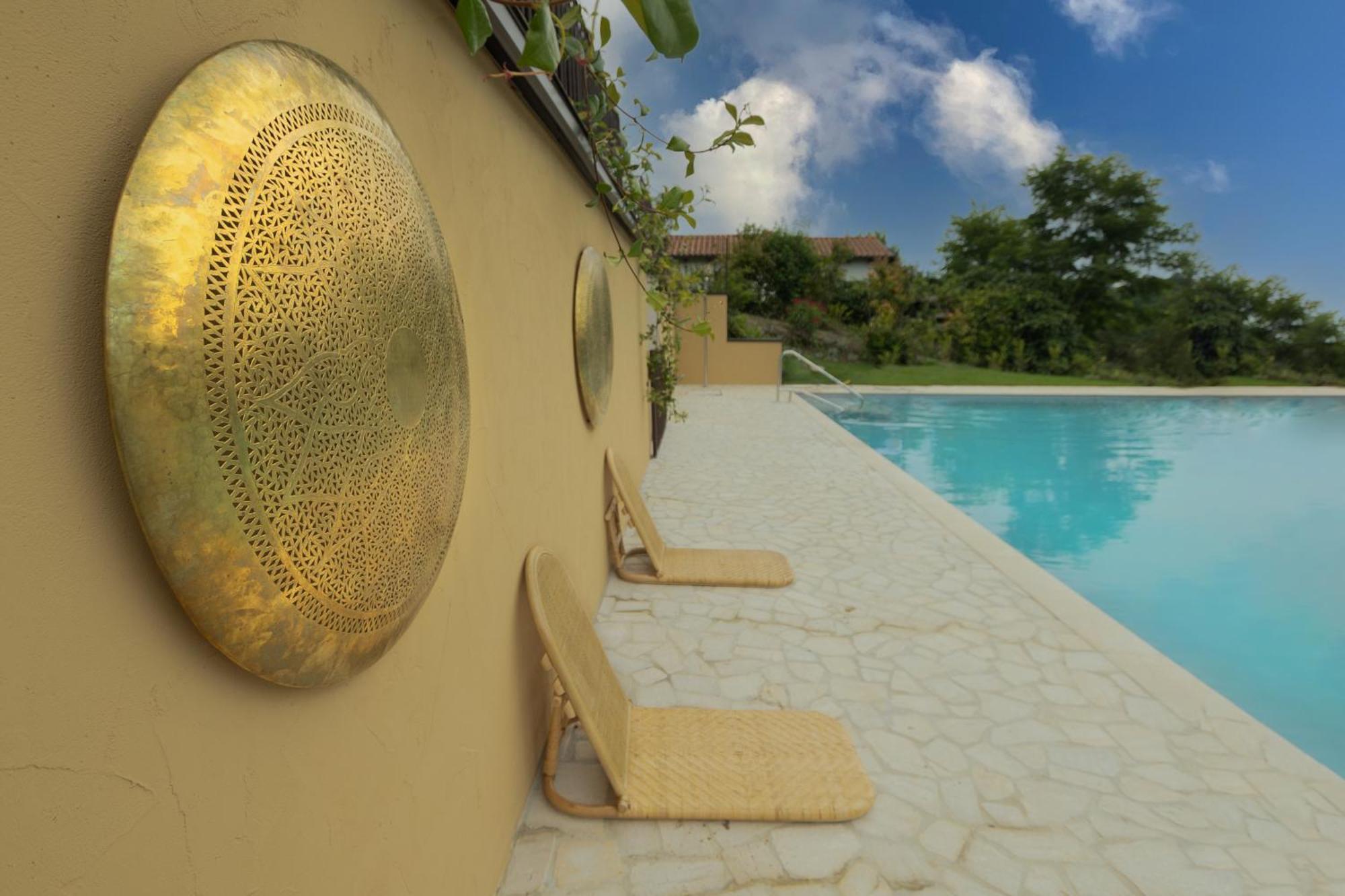 Luce Boutique Hotel Fortunago Екстер'єр фото